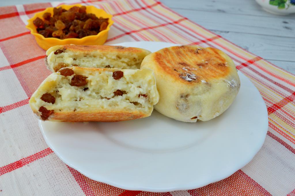 Фото 28 — Сырники с творогом и изюмом